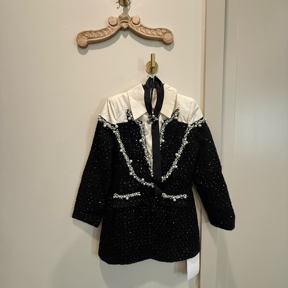 Elegant Black and White Women's Jacket